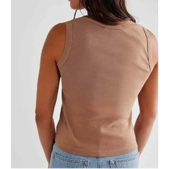 NWT DAYDREAMER Queen Tour '75 Scoop Neck Tank Top in Brown - Picture 10 of 10